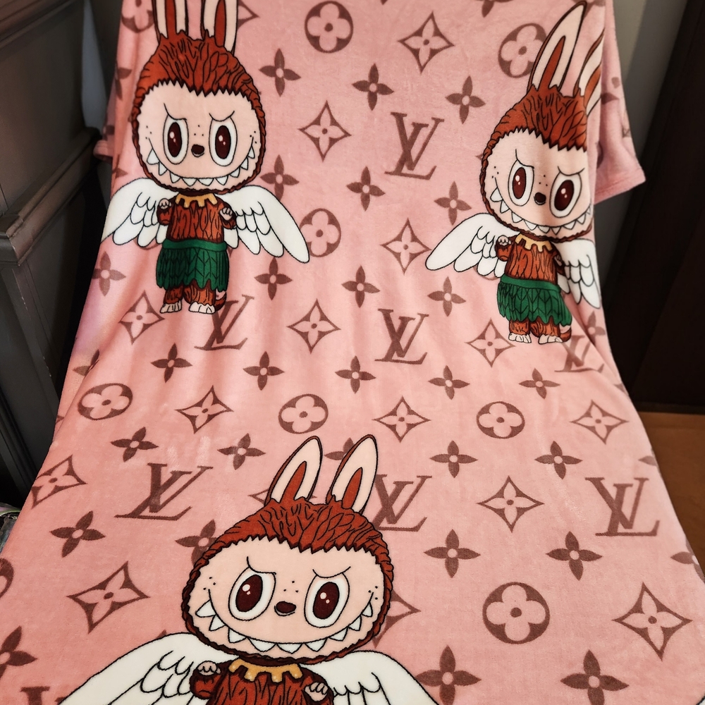 LOVE HOME Plush Pink and Brown Cozy Throw Blanket 59x78